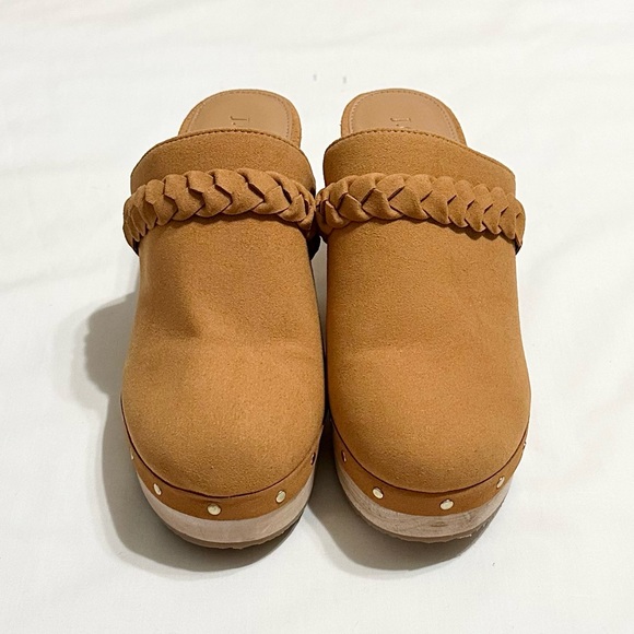 J. Crew Women’s Sueded Vegan Leather Clogs, Camel Tan with Gold Studs - 7 - Picture 5 of 16